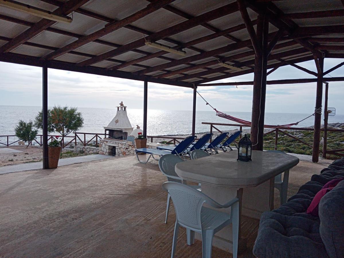 Caravan Fishing Spot Porto Roxa Agios Leon Exterior foto